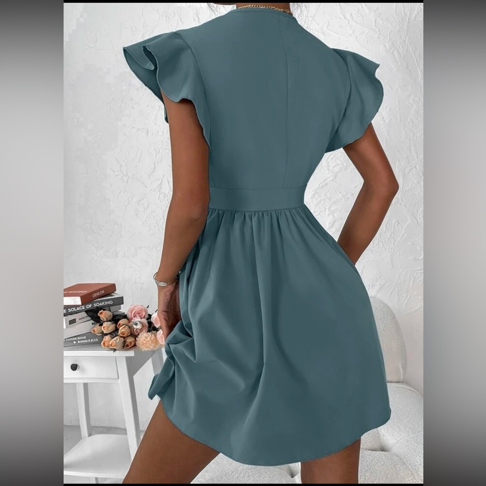 NWOT, Shein, Size L, Plunging Neck Flutter Sleeve Dress in Cadet Blue - Picture 3 of 7